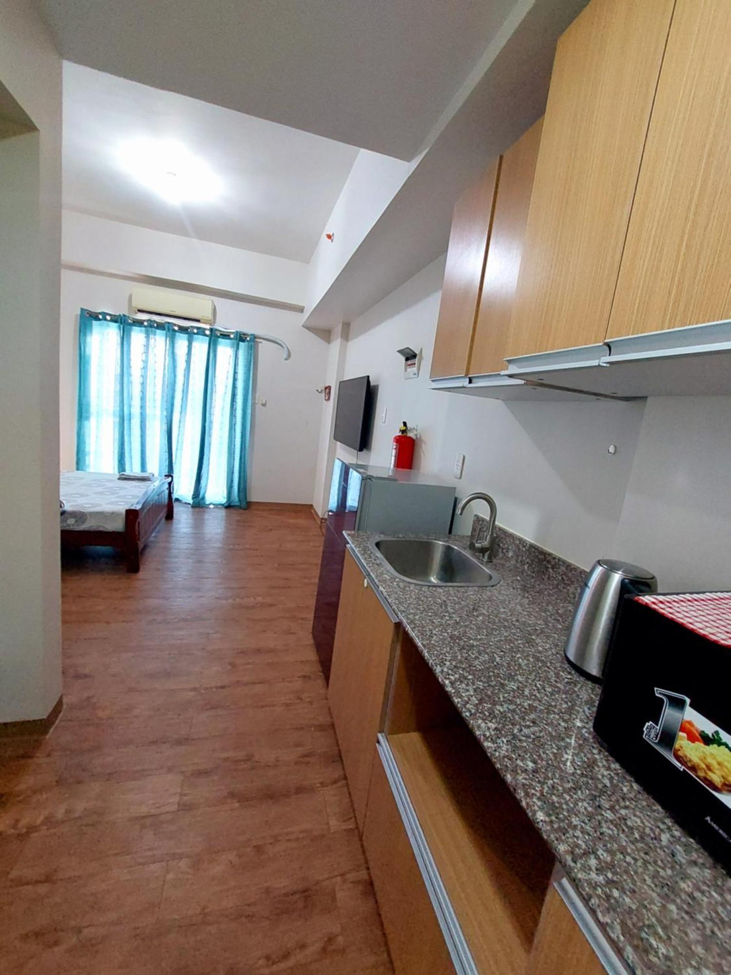 Ania Suite Room Lapu-Lapu City Exterior photo
