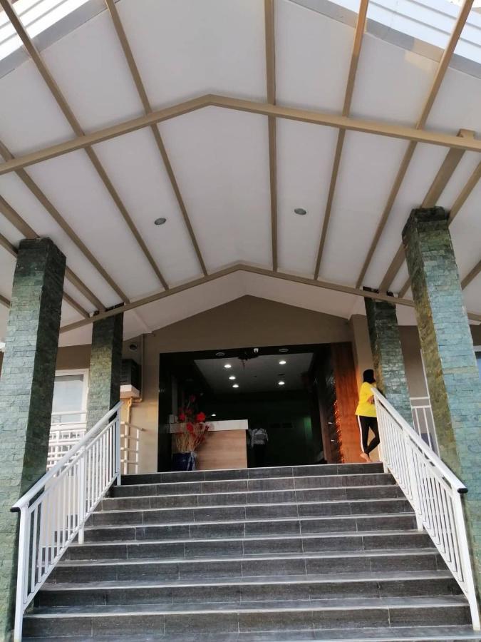 Ania Suite Room Lapu-Lapu City Exterior photo
